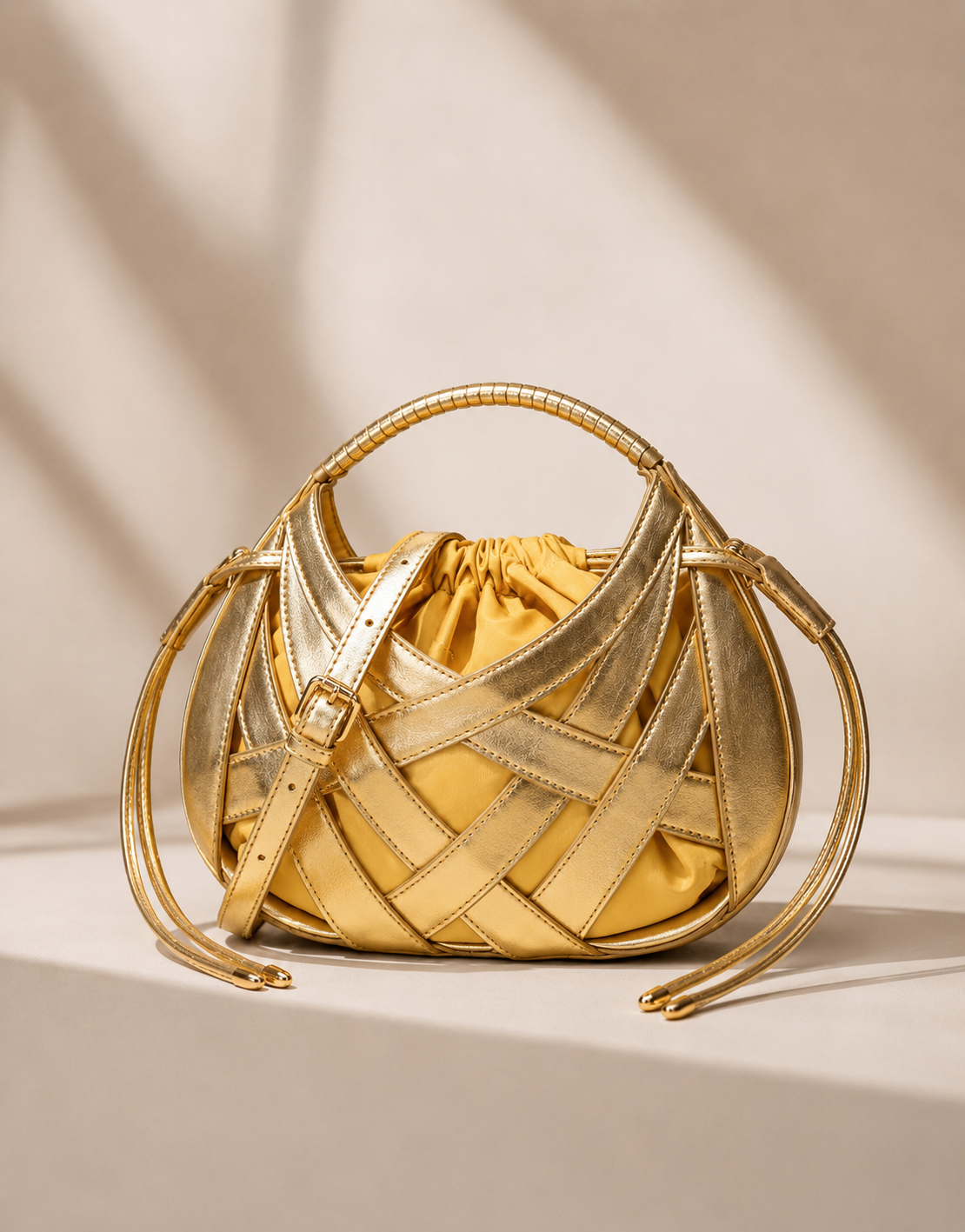 Mini Sac Cabas Tressé Femme – Style Souple Élégant - Doré