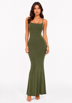 Robe Gainante A Décolletée Sculptante - Vert